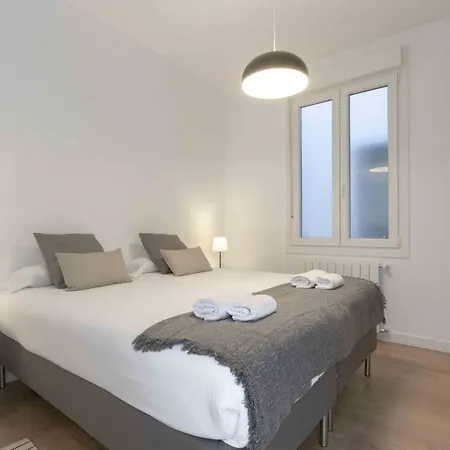 The Collection - Larramendi I Сан-Себастьян